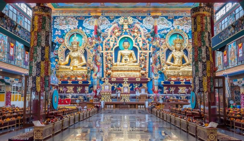 Namdroling Monastery Golden Temple Bylakuppe