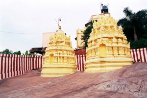 Shri Gavi Gangadhareshwara Swamy Temple Bangalore