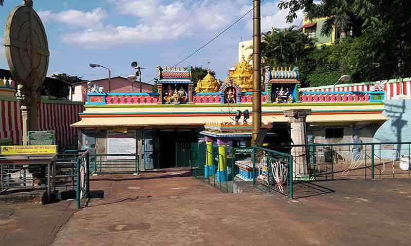 Shri Gavi Gangadhareshwara Swamy Temple Bangalore