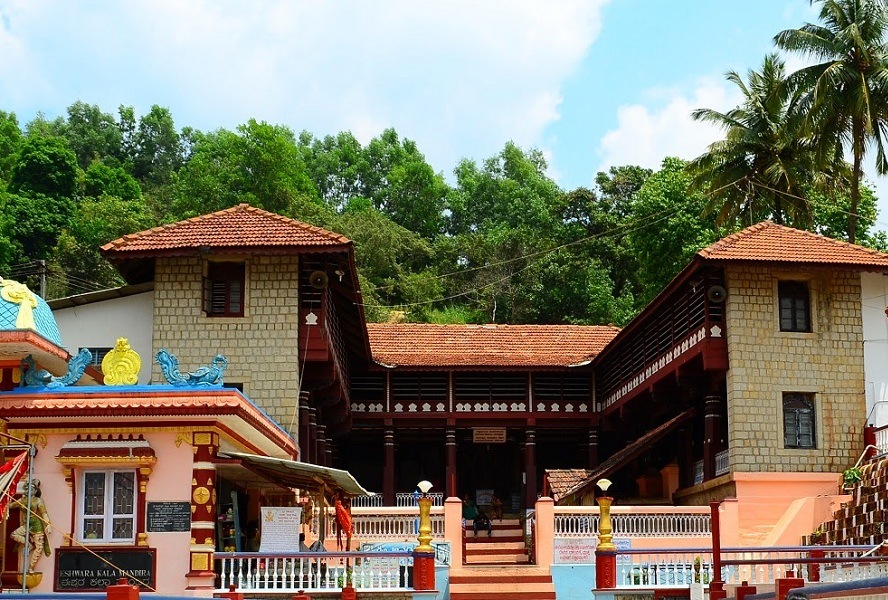 Shri Kalaseshwara Temple