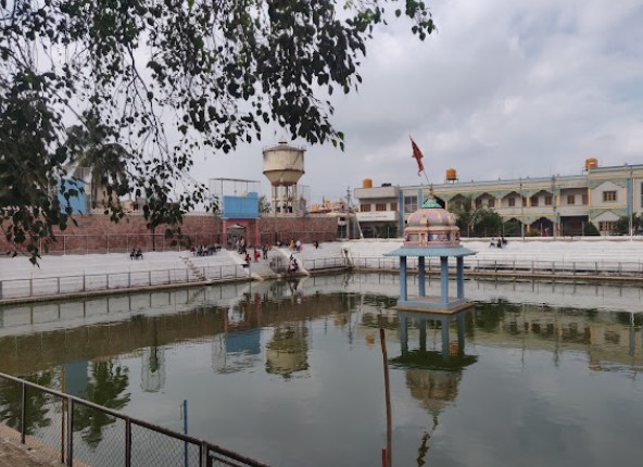 Kadarmandalgi Kanteshaswami Temple Haveri