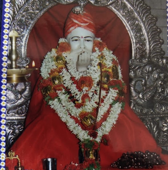 Sri Guru Karibasaveshwara Swamy Gaddige