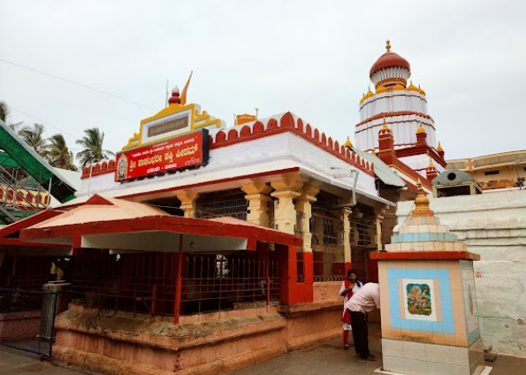 Shree Shakambhari Shakti Peetham Cholachagudda