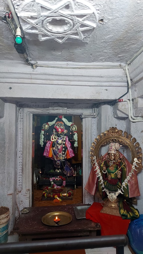 Ancient Shri Prasanna Meenakshi & Someshwara Temple