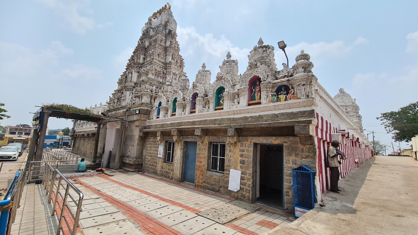 Shri Bhoga Lakshminarasimha Swamy Temple Devarayanadurga