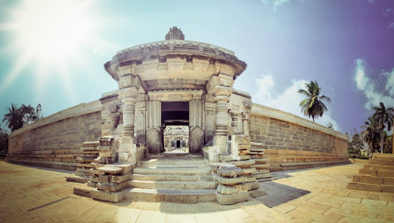 Shri Chennakeshava Swamy Temple (Somanathapura)