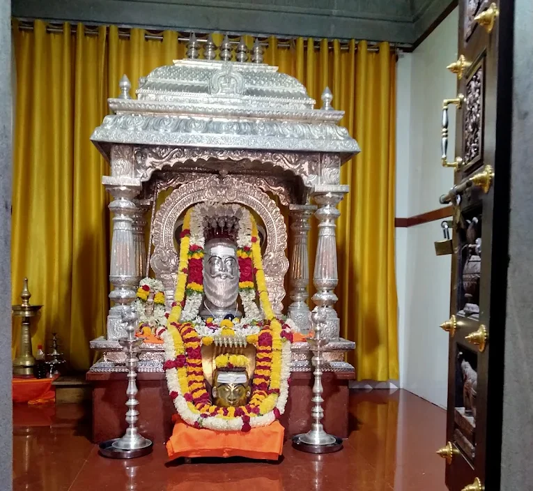 Shri Kadasiddeshwara Matha Nonavinakere