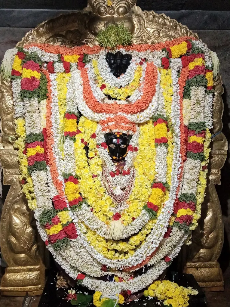 Shri Bajaguru Kempamma Devi Temple